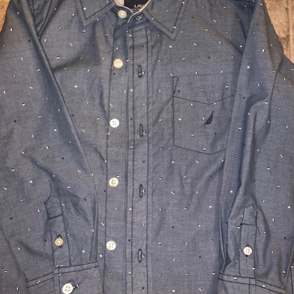Boys Nautica button up shirt bundle - Picture 4 of 7